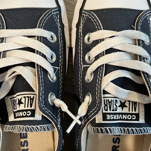 SOLD!  Women’s Blue Slip-on Converse Sneakers! - Picture 12 of 12